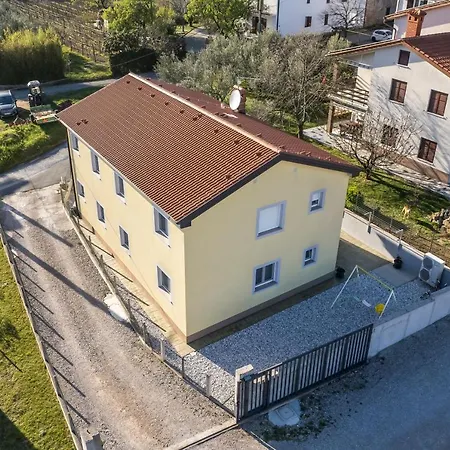 Apartment Mirela Koper