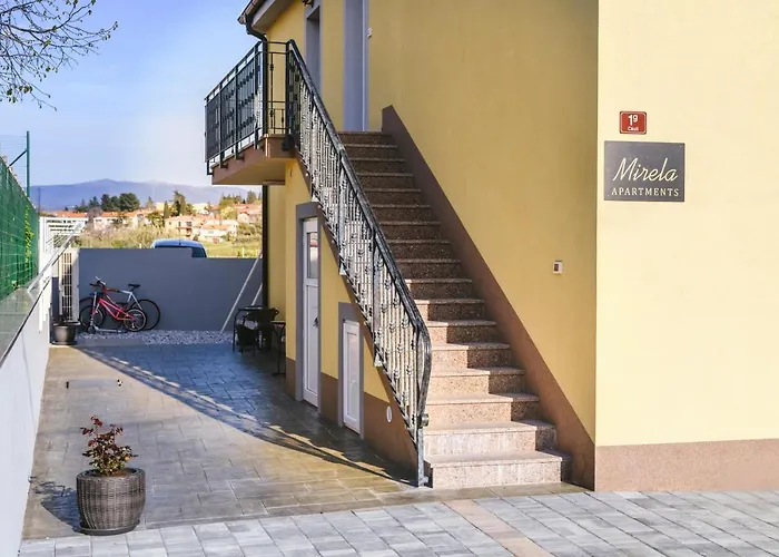 Mirela Lejlighed
