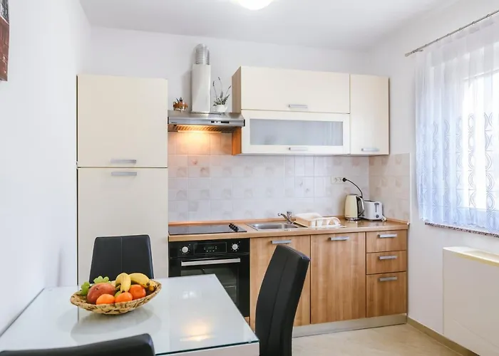 Mirela Lejlighed Koper